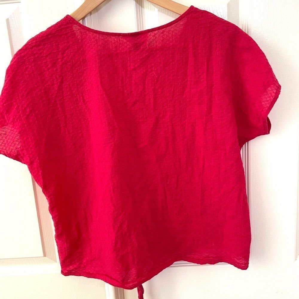 Universal Thread Tie Front Button Down Red Top - image 2